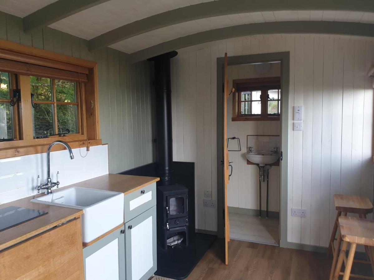 Ferienwohnung Shepherd Huts At Corry Broadford  Exterior foto