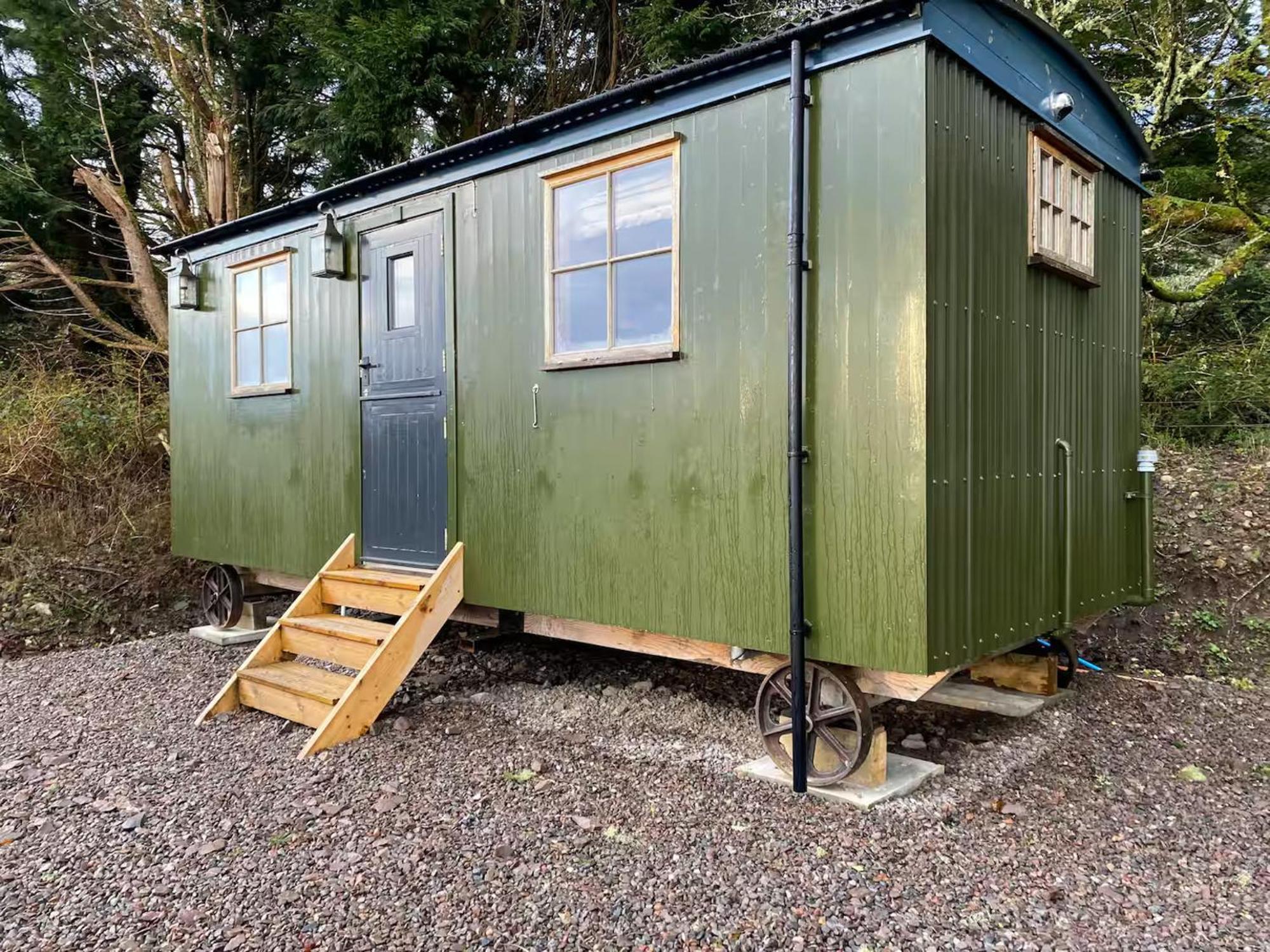 Corry Lodge Estate - Sheperds Huts Or Container Stays With Sea View Broadford (Isle of Skye) Exterior foto